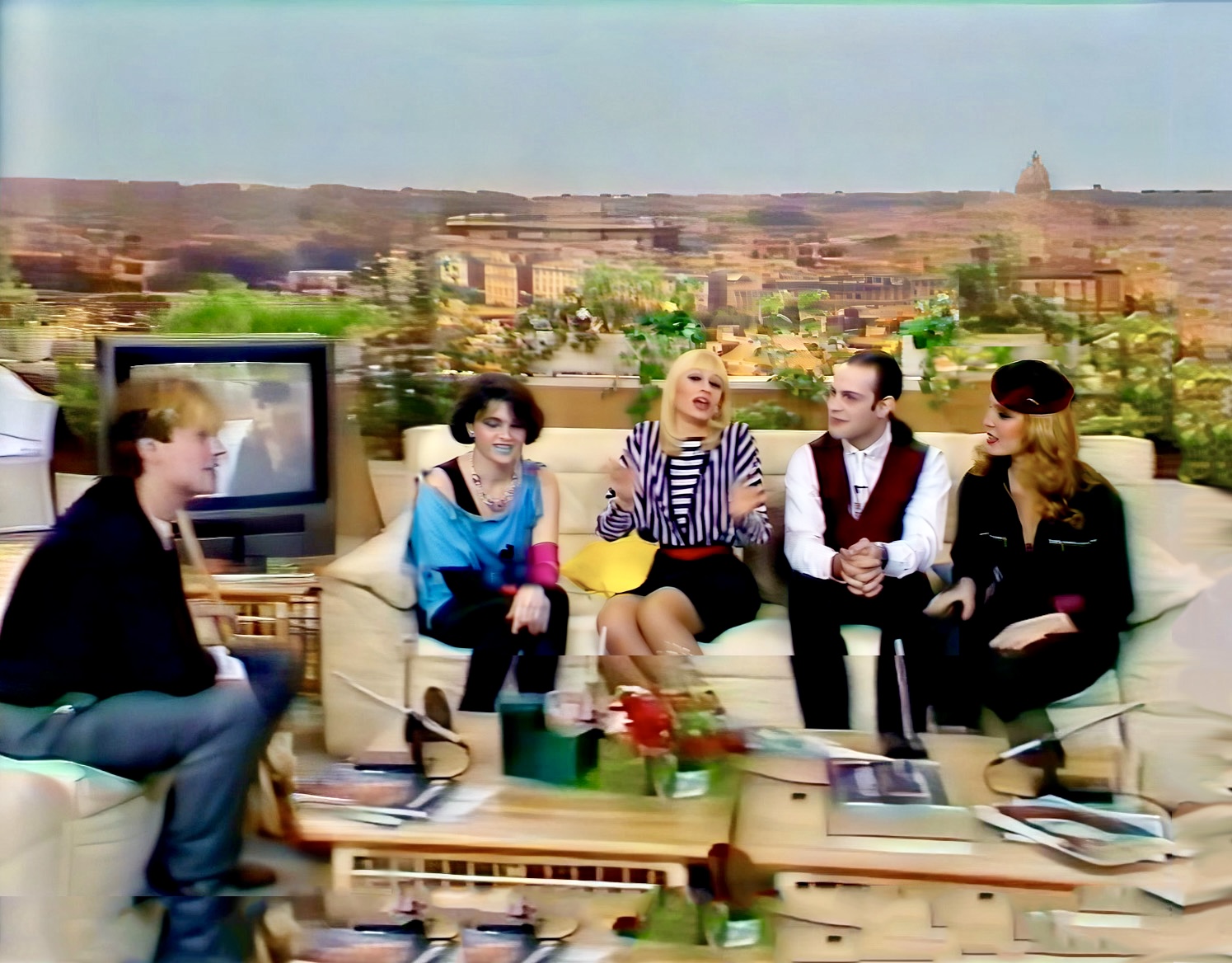 Plustwo ospiti in TV con Raffaella Carrà, anni '80